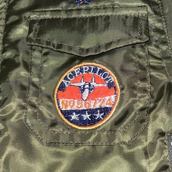 KIDS PLAY Top Gun 745 Bomber Jacket Green & Red patches and multiple pockets 12M - Picture 8 of 13